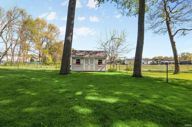 11559 Split Oak Drive, Granger, IN 46530