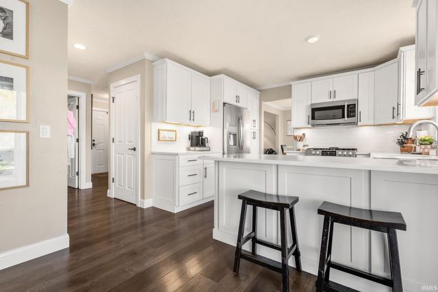 11559 Split Oak Drive, Granger, IN 46530