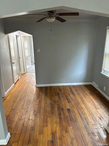 8501 Roselawn Street, Detroit, MI 48204