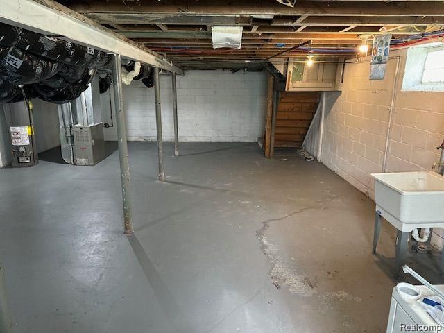 8501 Roselawn Street, Detroit, MI 48204