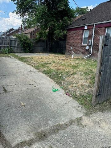 8501 Roselawn Street, Detroit, MI 48204