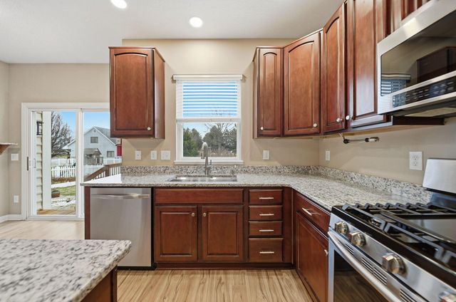 1384 Delcastle Loop, Grove City, OH 43123