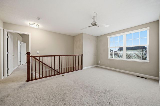 1384 Delcastle Loop, Grove City, OH 43123