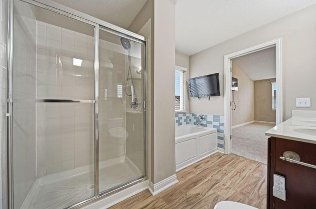 1384 Delcastle Loop, Grove City, OH 43123