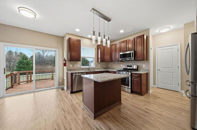 1384 Delcastle Loop, Grove City, OH 43123