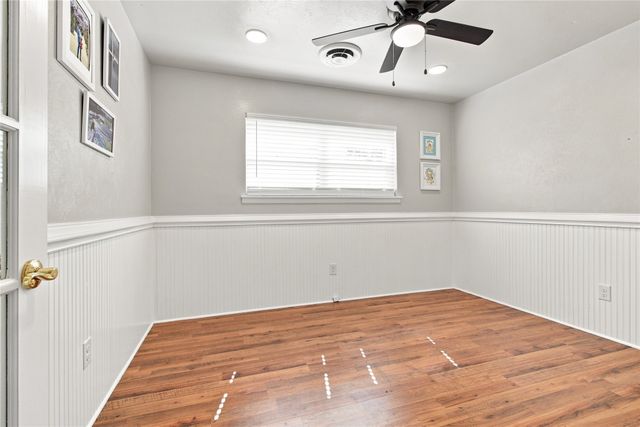 3552 Wosley Drive, Fort Worth, TX 76133