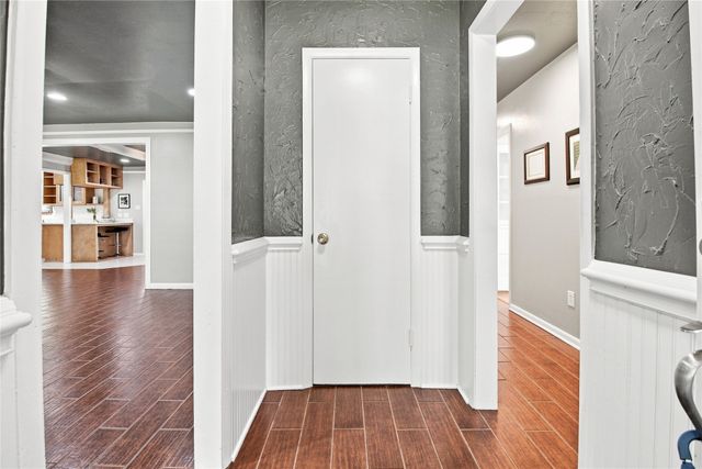 3552 Wosley Drive, Fort Worth, TX 76133