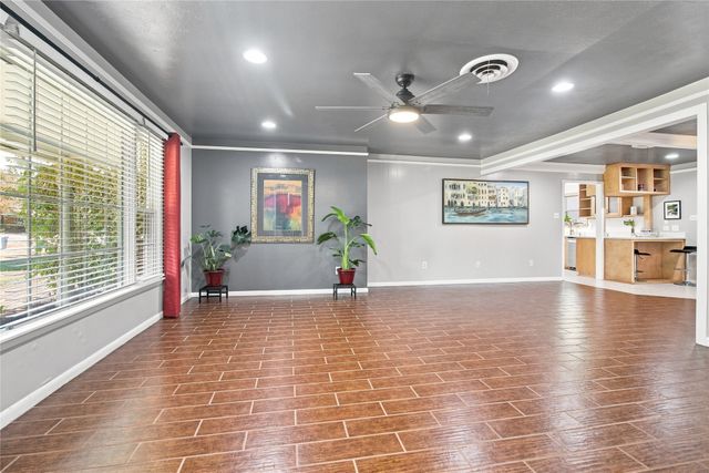 3552 Wosley Drive, Fort Worth, TX 76133