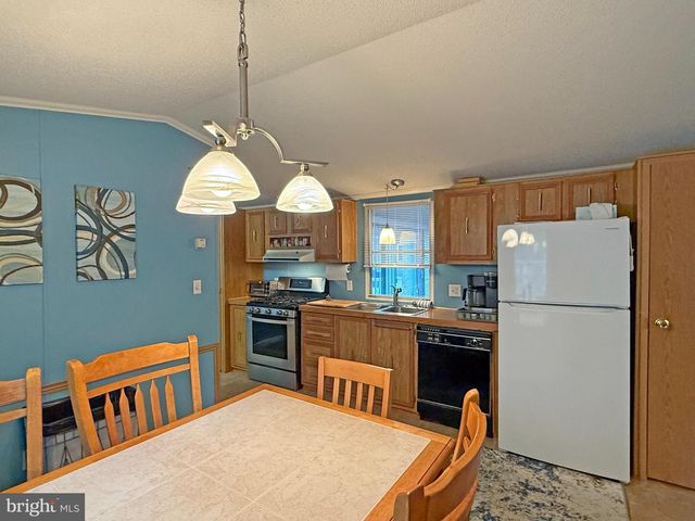 33928 NEW MOON ST #C-2, Millsboro, DE 19966