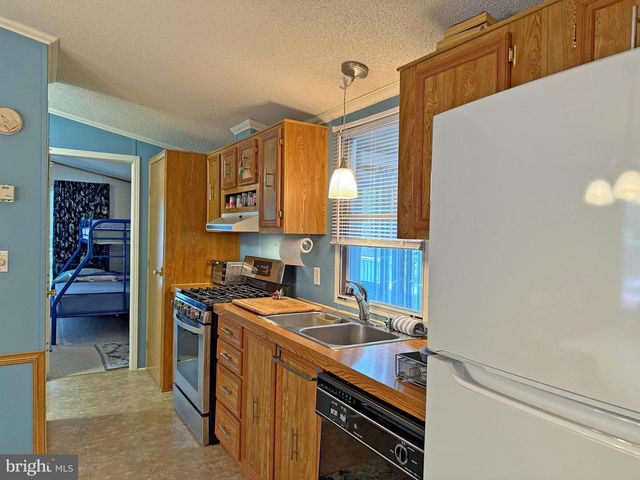 33928 NEW MOON ST #C-2, Millsboro, DE 19966