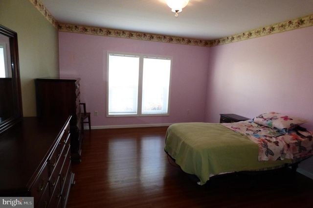 320 W 4TH ST, Red Hill, PA 18076