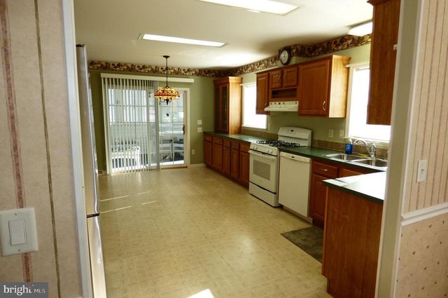 320 W 4TH ST, Red Hill, PA 18076