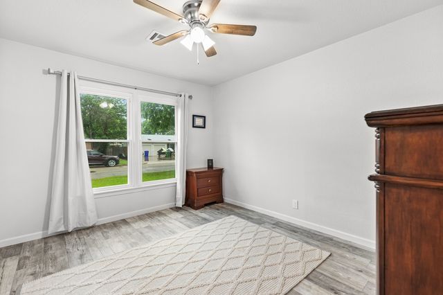 1318 N 61st Street, Waco, TX 76710