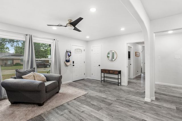 1318 N 61st Street, Waco, TX 76710