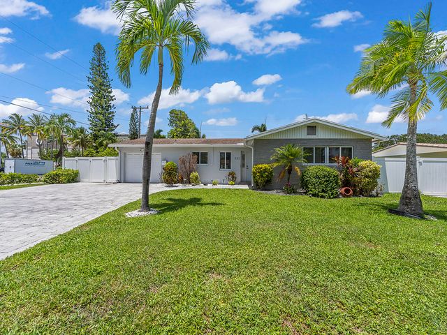 801 SE 14th Street, Deerfield Beach, FL 33441