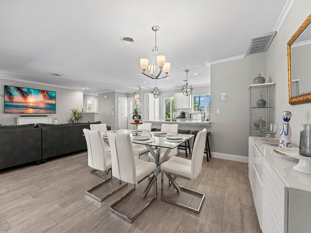 801 SE 14th Street, Deerfield Beach, FL 33441