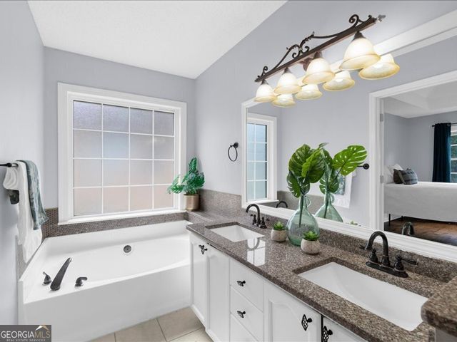 1357 Chatley Way, Woodstock, GA 30188