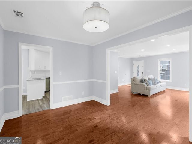 1357 Chatley Way, Woodstock, GA 30188