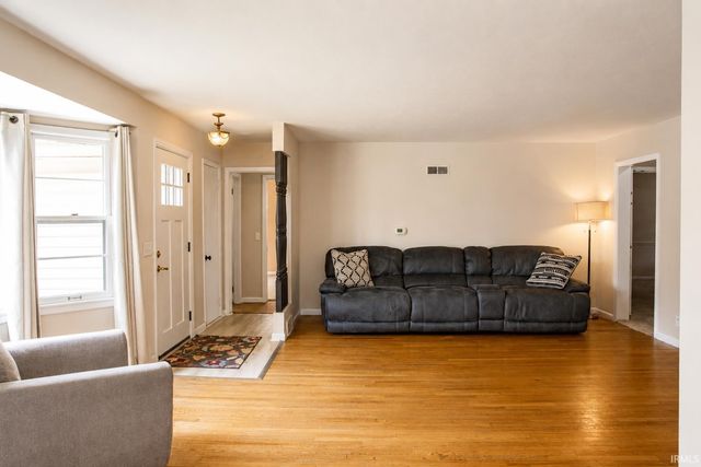 912 Crestview Place, Lafayette, IN 47905