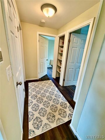 39 Manser Drive, Amherst, NY 14226