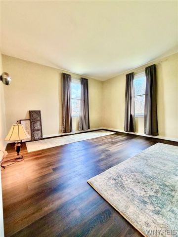 39 Manser Drive, Amherst, NY 14226