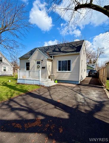 39 Manser Drive, Amherst, NY 14226