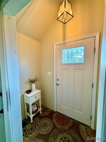 39 Manser Drive, Amherst, NY 14226