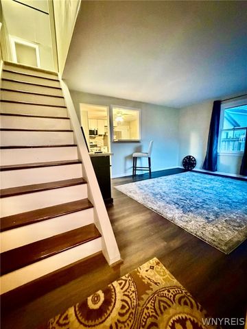 39 Manser Drive, Amherst, NY 14226