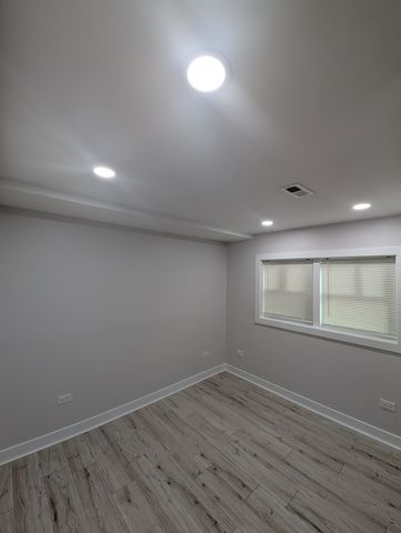 1061 E 80th Street 1S, Chicago, IL 60619