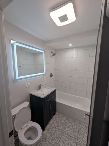 1061 E 80th Street 1S, Chicago, IL 60619