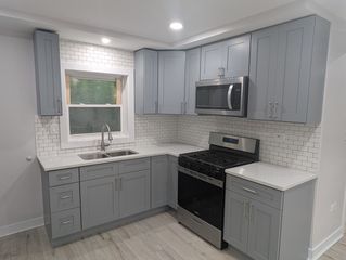 1061 E 80th Street 1S, Chicago, IL 60619