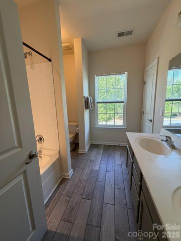 3665 English Garden Drive, Gastonia, NC 28056