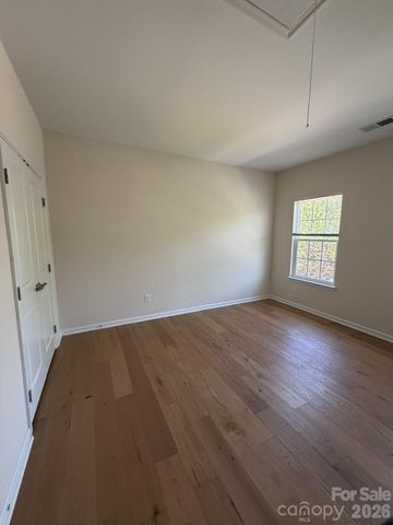 3665 English Garden Drive, Gastonia, NC 28056