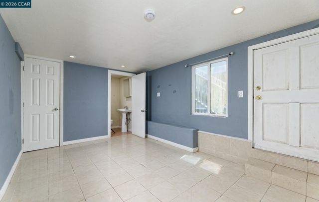 1506 55Th Ave, Oakland, CA 94621