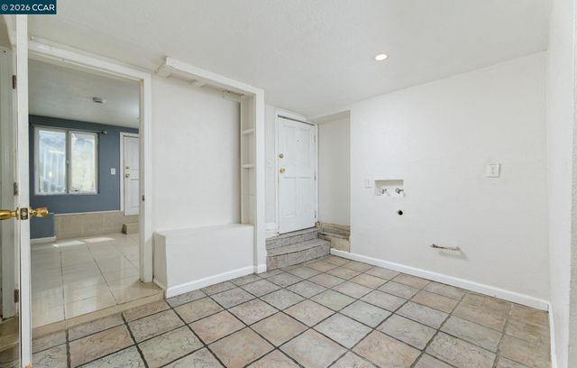 1506 55Th Ave, Oakland, CA 94621