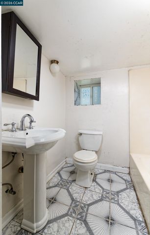 1506 55Th Ave, Oakland, CA 94621