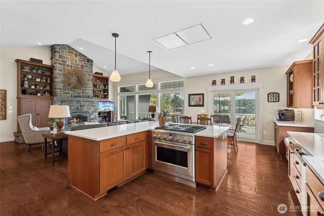 4022 Long Lake Drive SE, Lacey, WA 98503