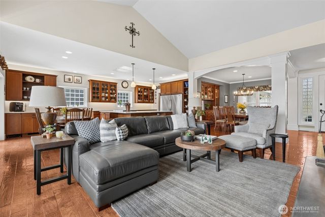 4022 Long Lake Drive SE, Lacey, WA 98503