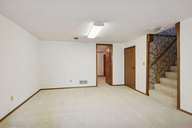 10817 Xerxes Avenue S, Bloomington, MN 55431