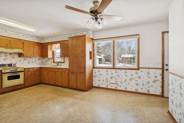 10817 Xerxes Avenue S, Bloomington, MN 55431