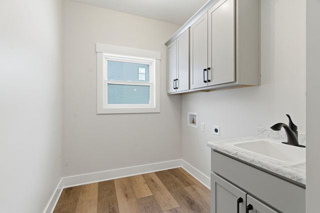 8050 W PQ Avenue, Texas Twp, MI 49009