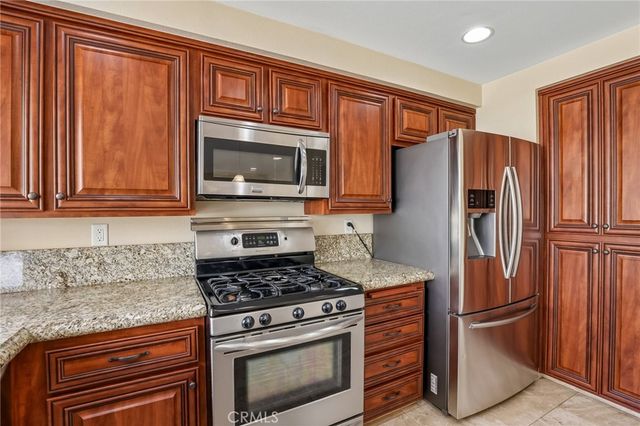 2521 Avenita Alpera, Tustin, CA 92782