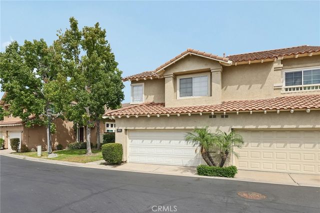 2521 Avenita Alpera, Tustin, CA 92782