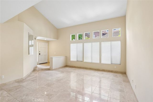 2521 Avenita Alpera, Tustin, CA 92782