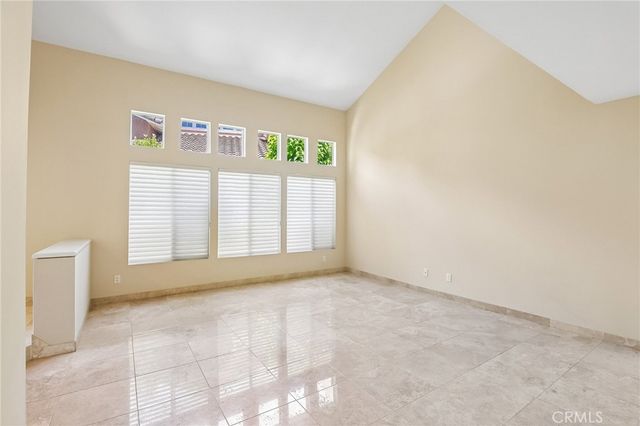 2521 Avenita Alpera, Tustin, CA 92782
