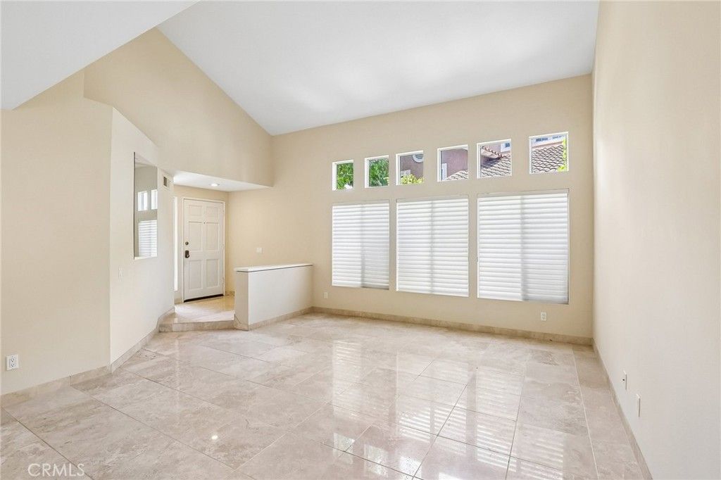 2521 Avenita Alpera, Tustin, CA 92782 — photo 5