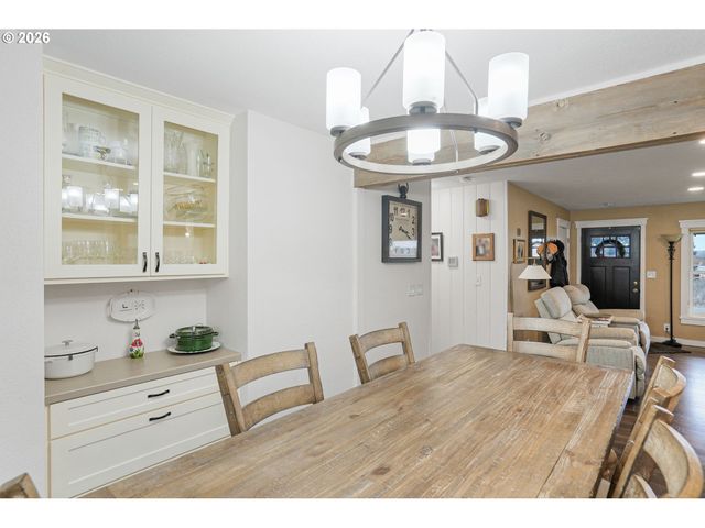 30596 HORSESHOE Dr, Albany, OR 97321