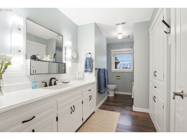 30596 HORSESHOE Dr, Albany, OR 97321