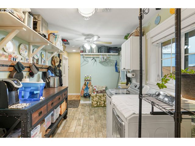 30596 HORSESHOE Dr, Albany, OR 97321