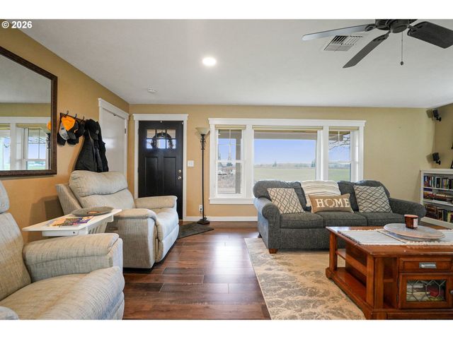 30596 HORSESHOE Dr, Albany, OR 97321